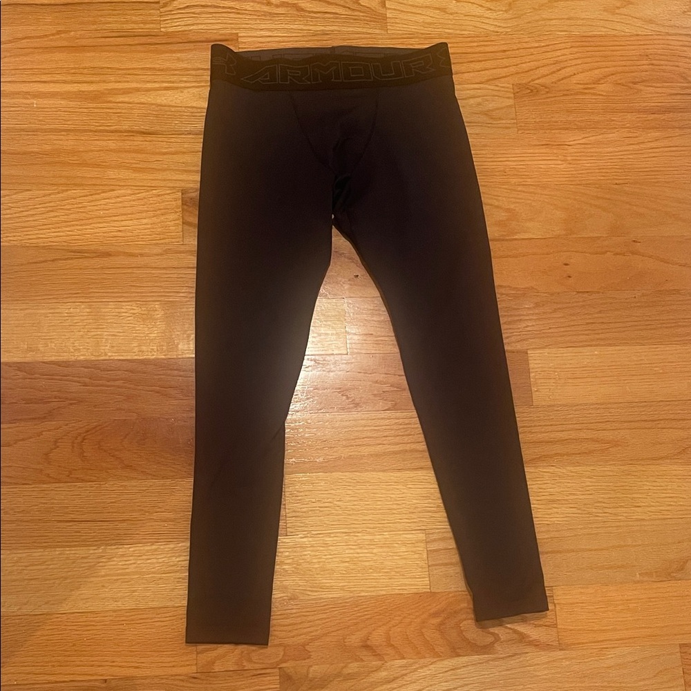 Under Armour Men’s black compression pants